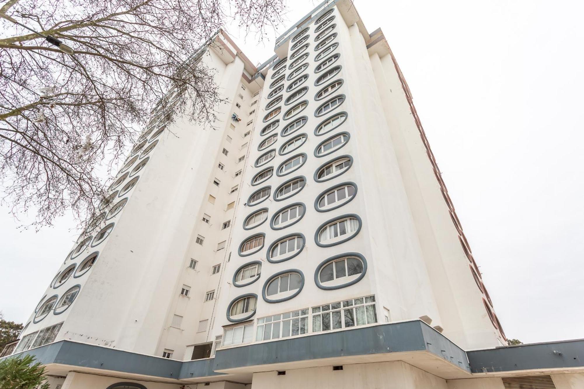 Beguest Caparica & Surf Costa da Caparica